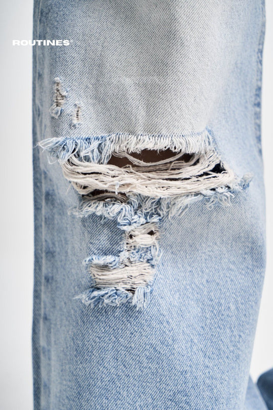 Routines Back Ripped Straight Leg Jeans 3260 Jeans Routines Fashion   