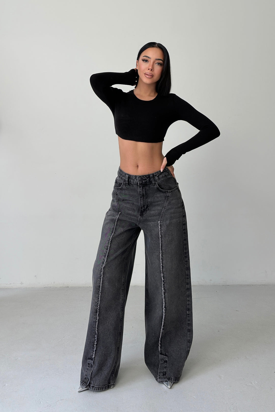 Routines Buttons Detail Baggy Jeans - Washed Black 4481