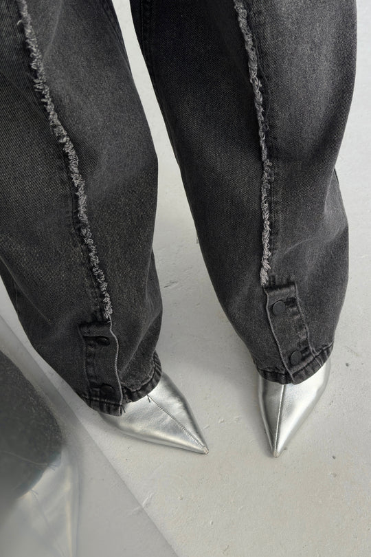 Routines Buttons Detail Baggy Jeans - Washed Black 4481