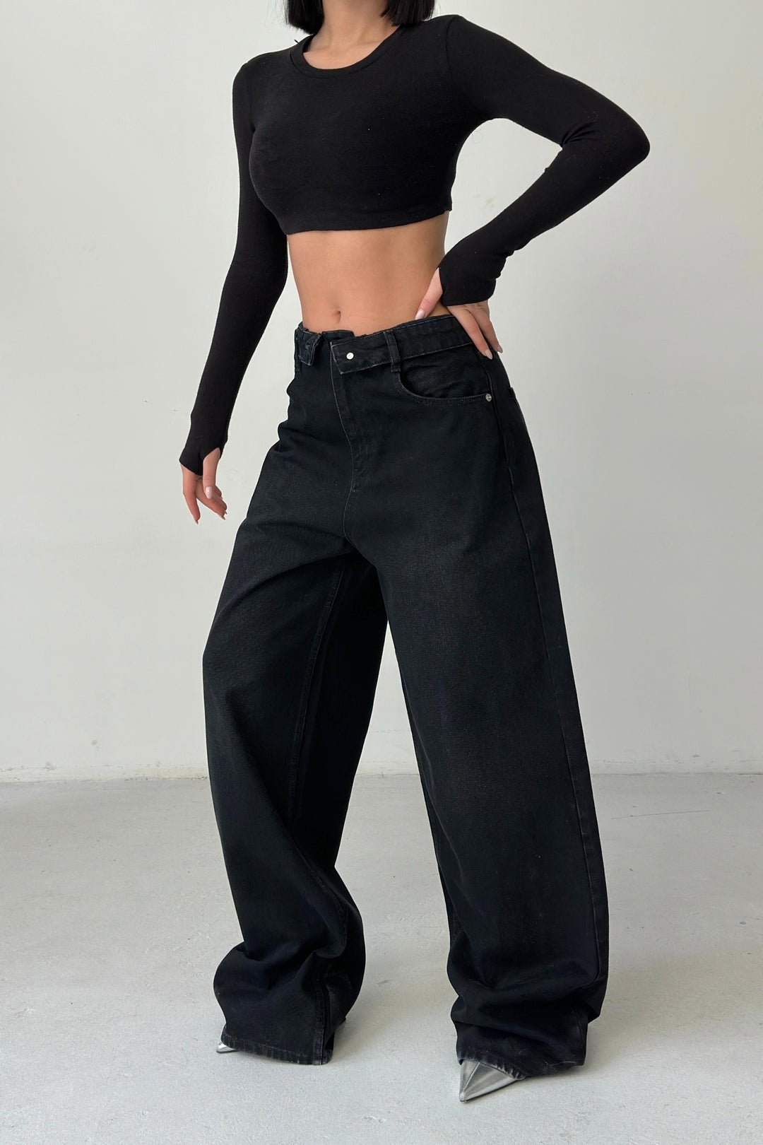 Routines Folded Waist Baggy Jeans - Black 3727