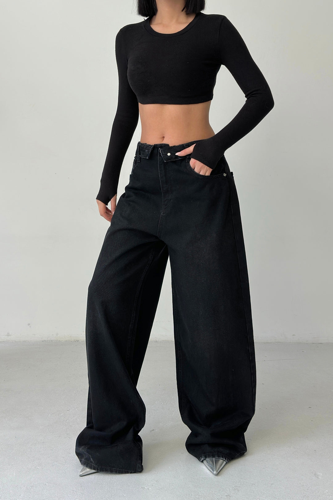 Routines Folded Waist Baggy Jeans - Black 3727