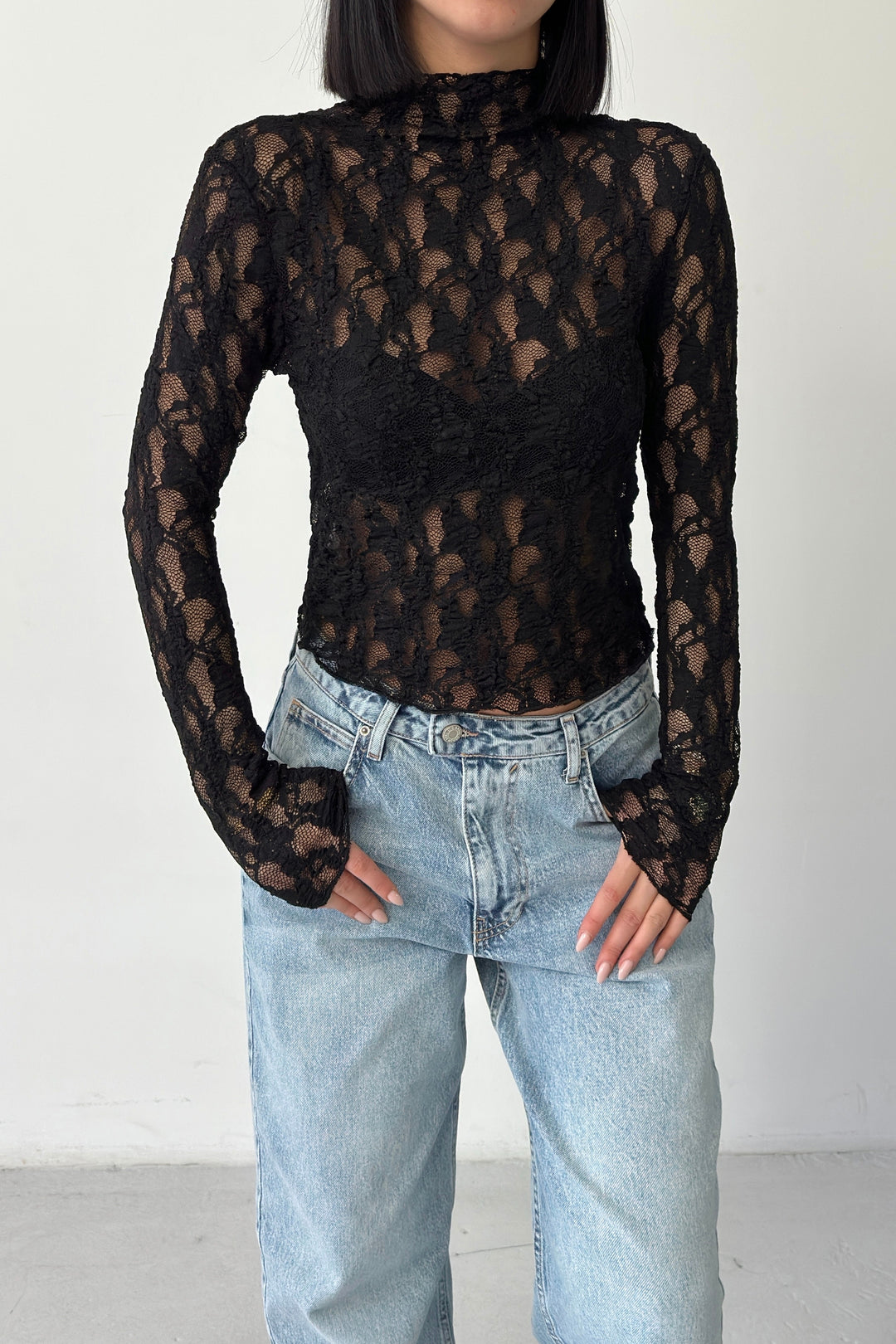 Routines Lace Longsleeve Top - Black 4642