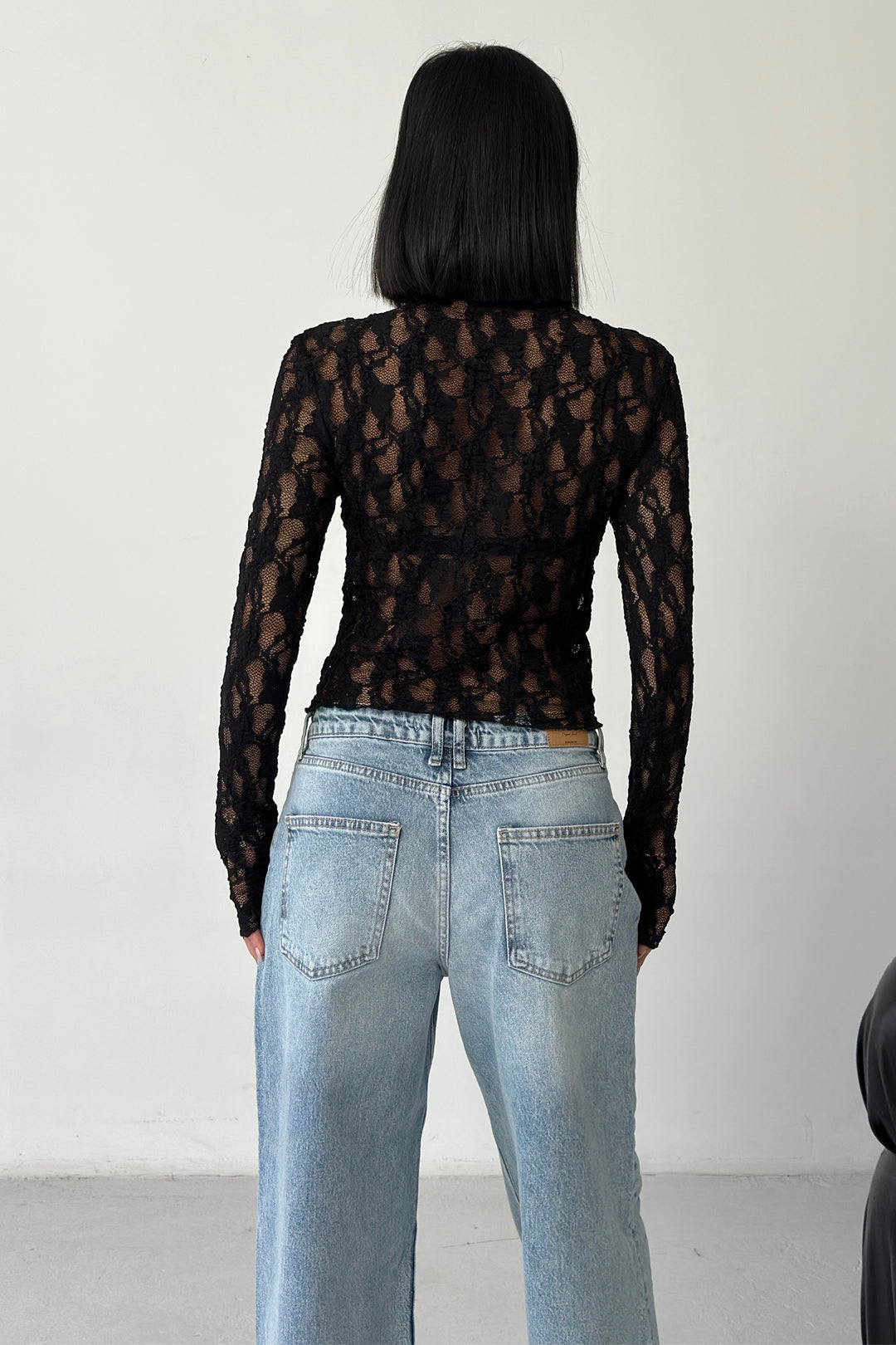 Routines Lace Longsleeve Top - Black 4642