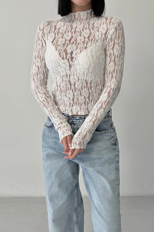Routines Lace Longsleeve Top - White 4641