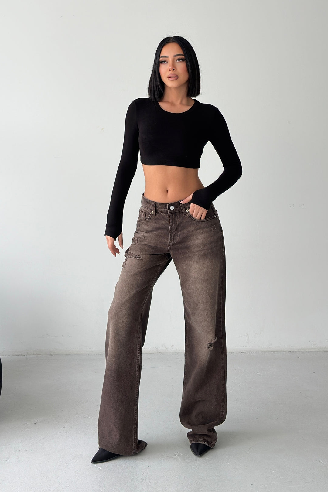 Routines Mid-waist Ripped Jeans - Brown 1479-2