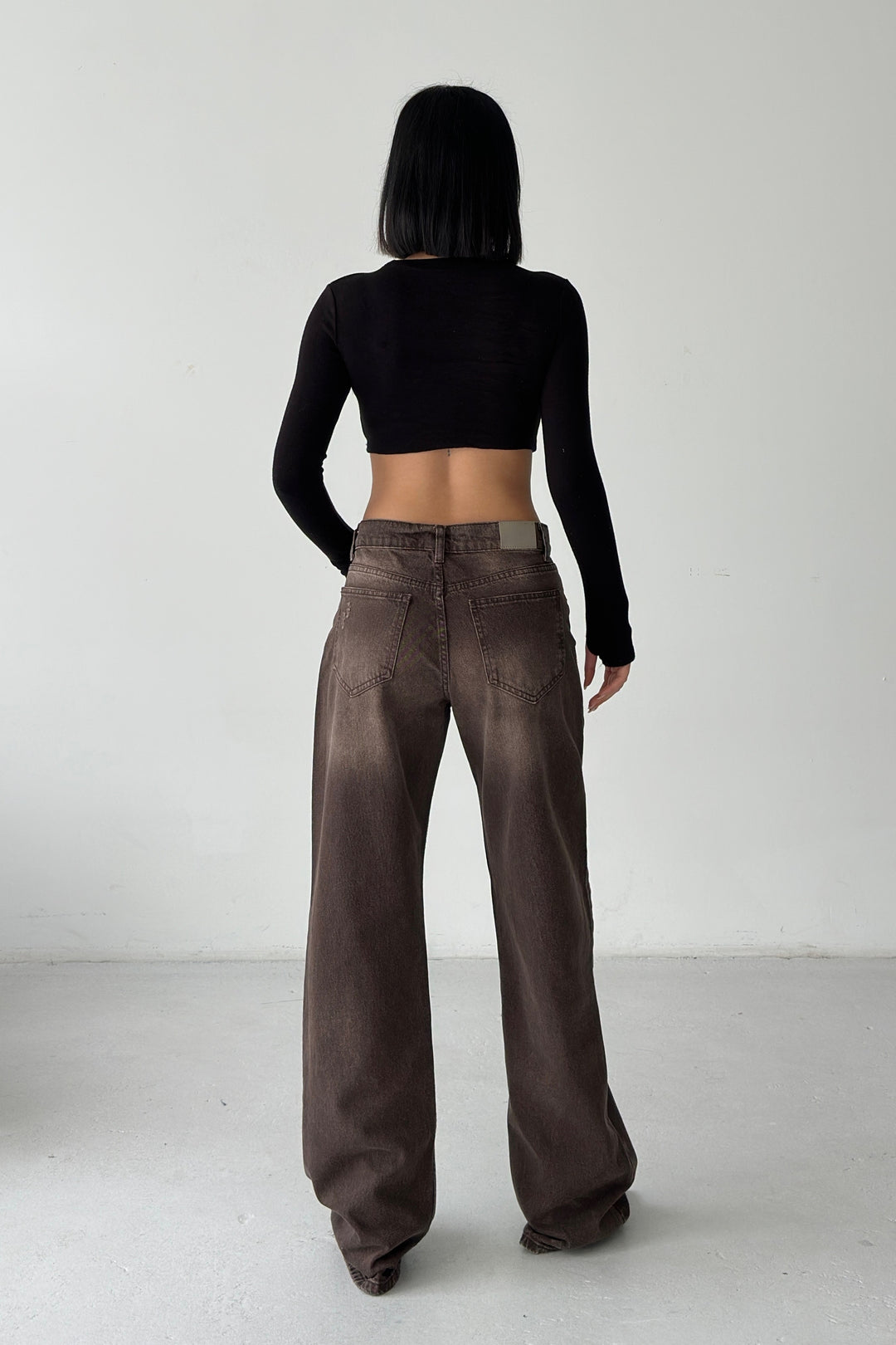 Routines Mid-waist Ripped Jeans - Brown 1479-2