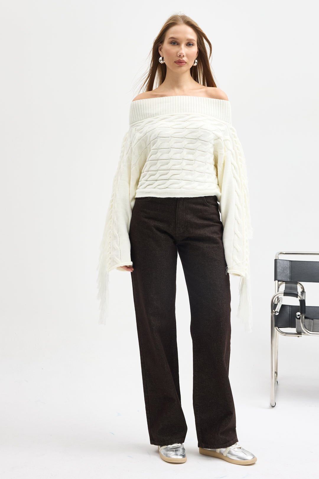 Routines Off shoulder Fringe Knit - Cream 1276