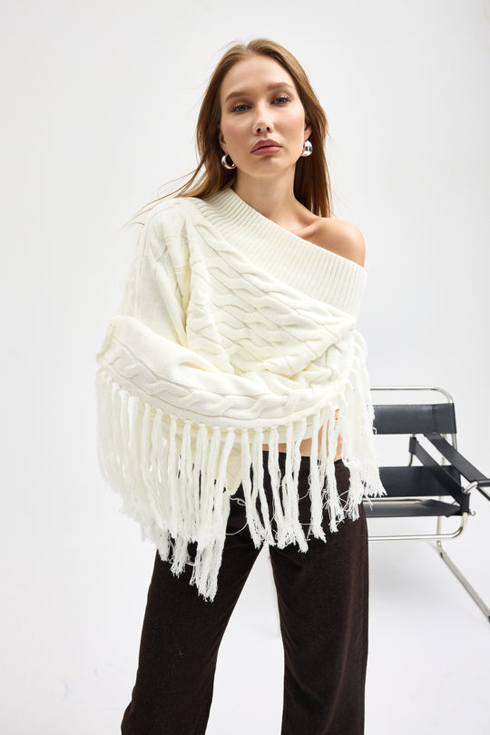 Routines Off shoulder Fringe Knit - Cream 1276