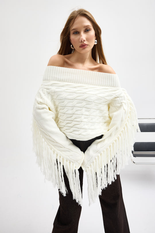 Routines Off shoulder Fringe Knit - Cream 1276