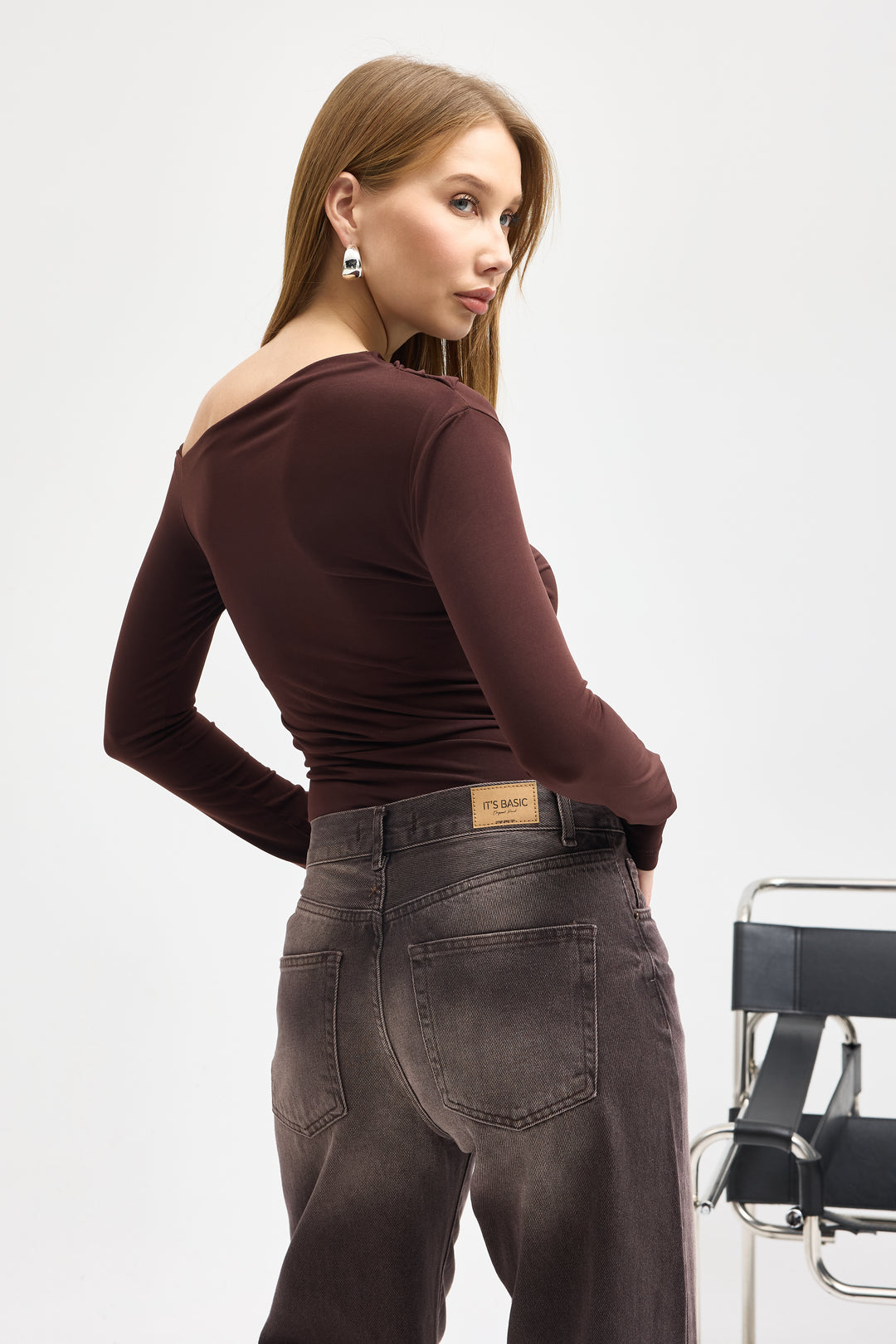 Routines Ruched Off shulder Top - Brown 10060