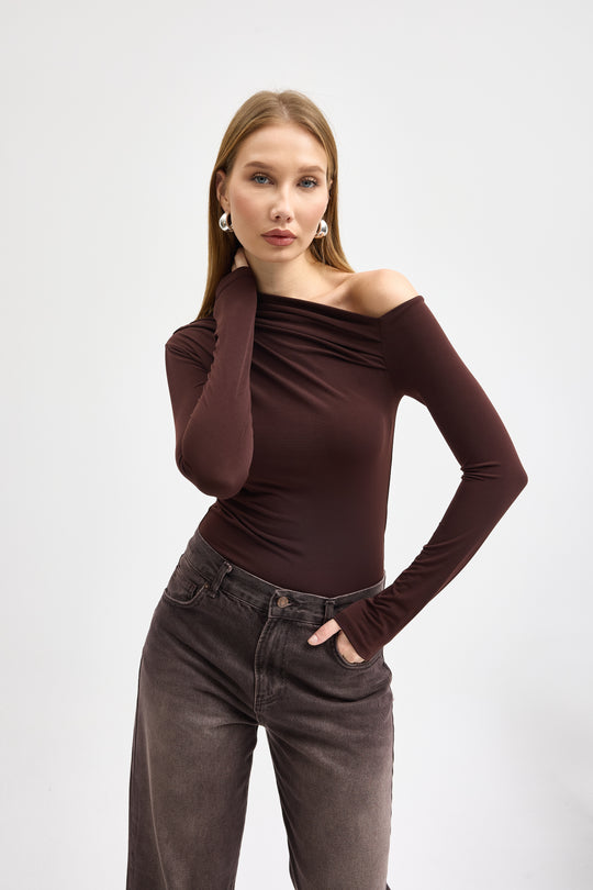 Routines Ruched Off shulder Top - Brown 10060