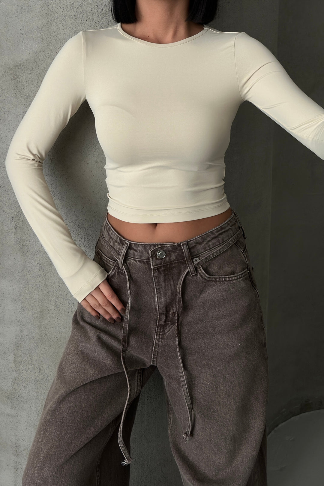 Routines Stretch Longsleeve Crop Top - Beige 391 Top Routines Fashion